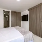 Comodos Apartamentos De 1 Habitacion Con Vista En Laureles