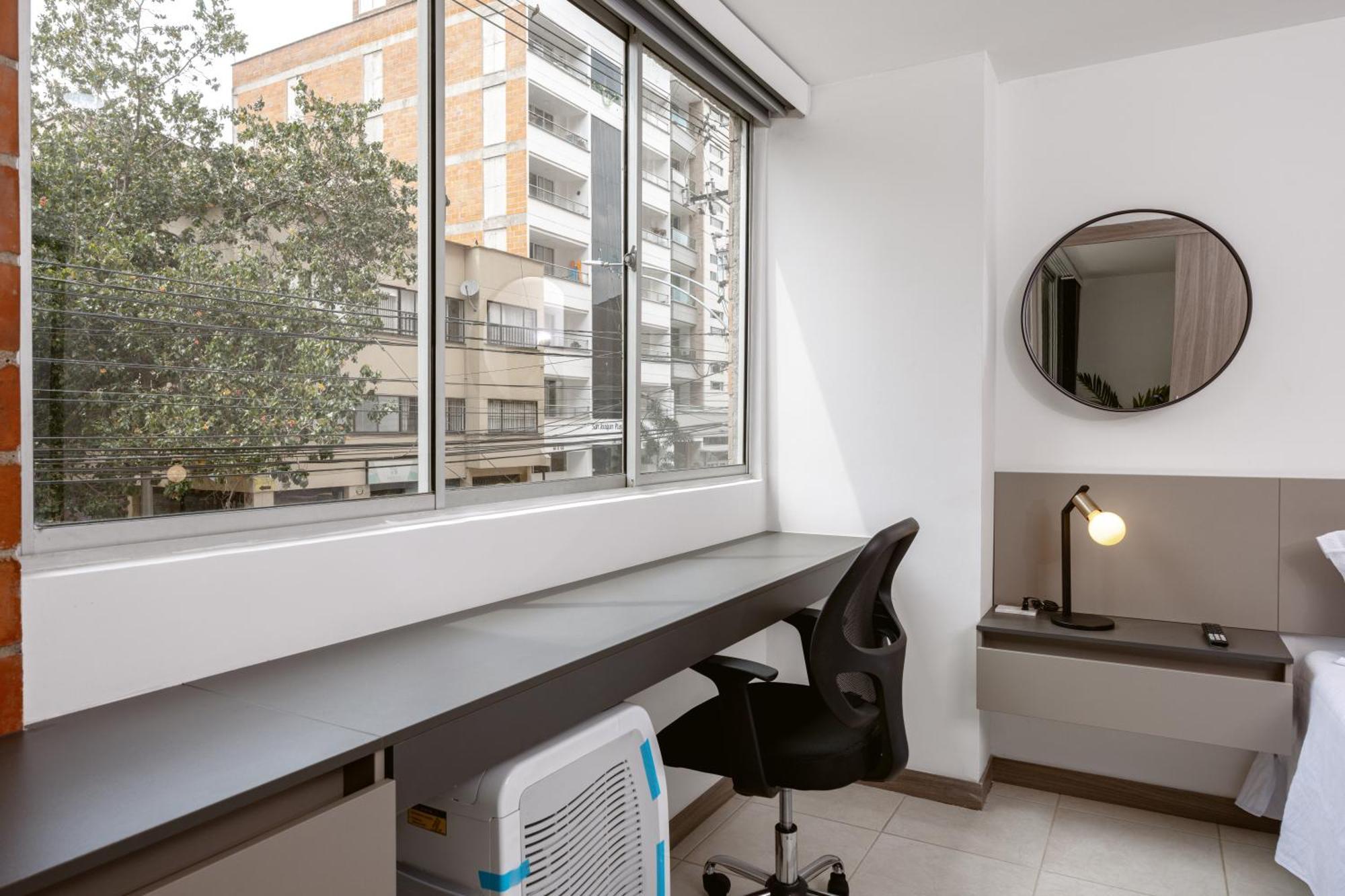 Comodos De 1 Con Vista En Laureles *