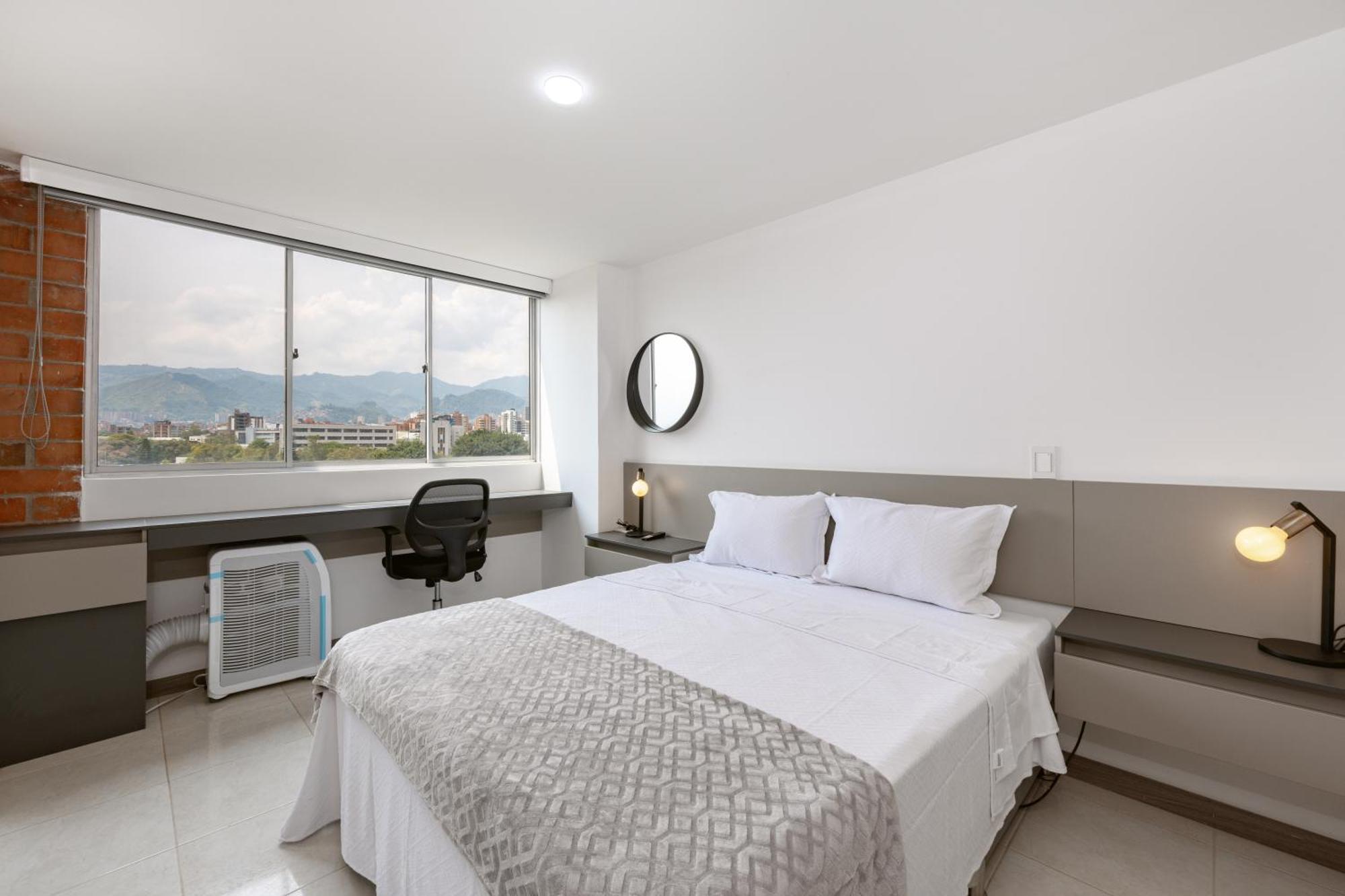Comodos De 1 Con Vista En Laureles Medellín