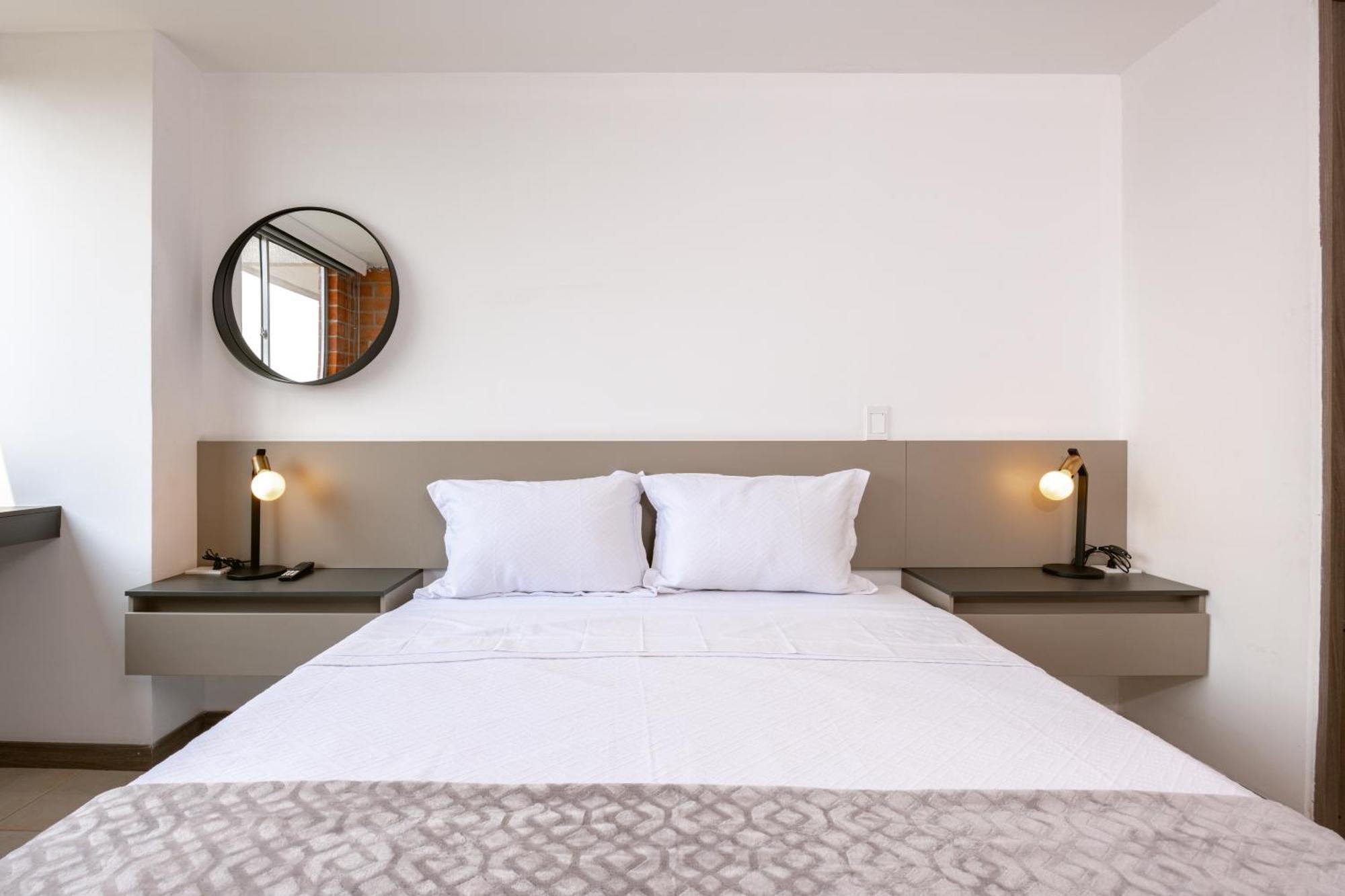 Comodos De 1 Con Vista En Laureles *