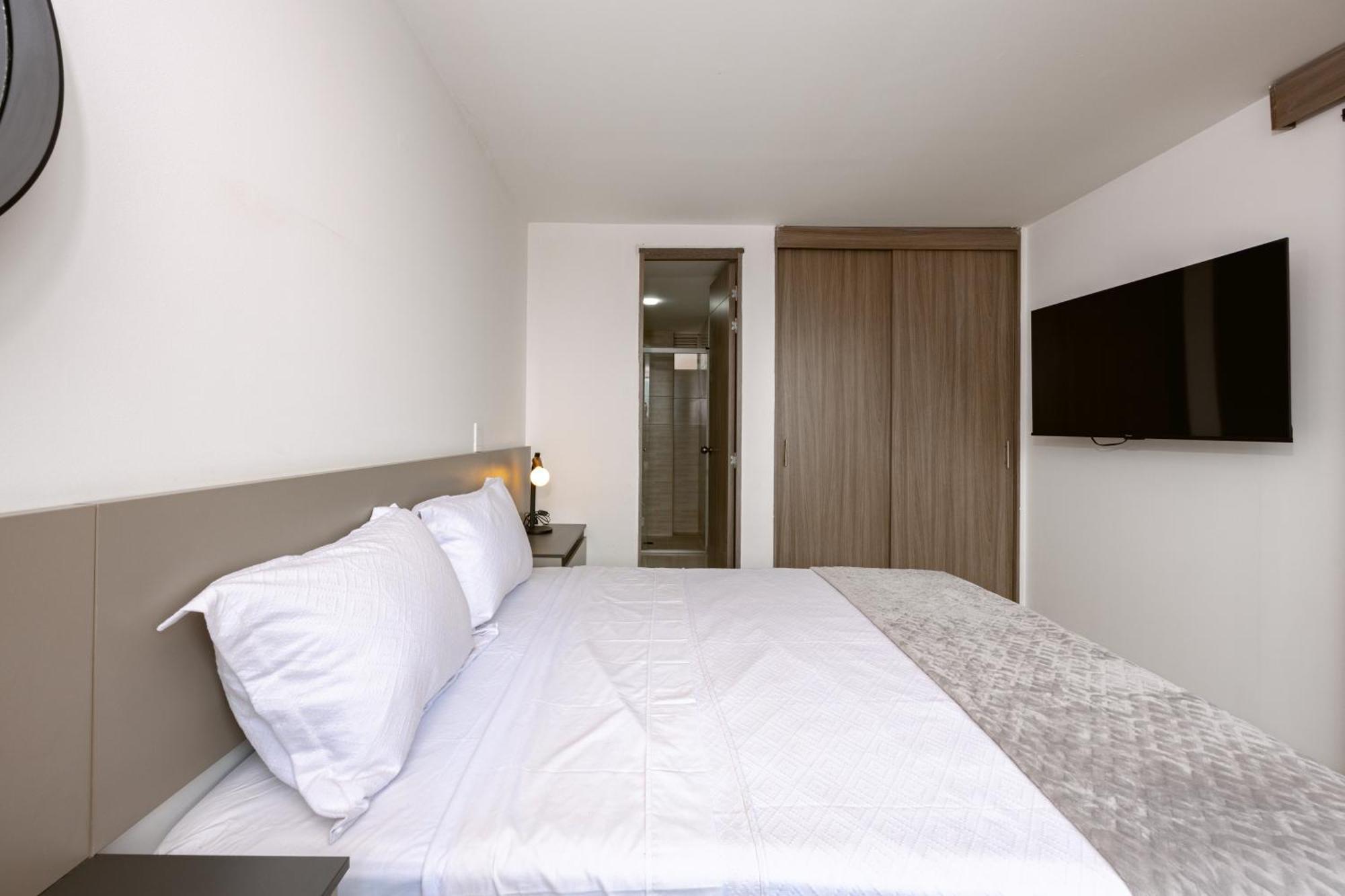 Comodos De 1 Con Vista En Laureles * Medellín