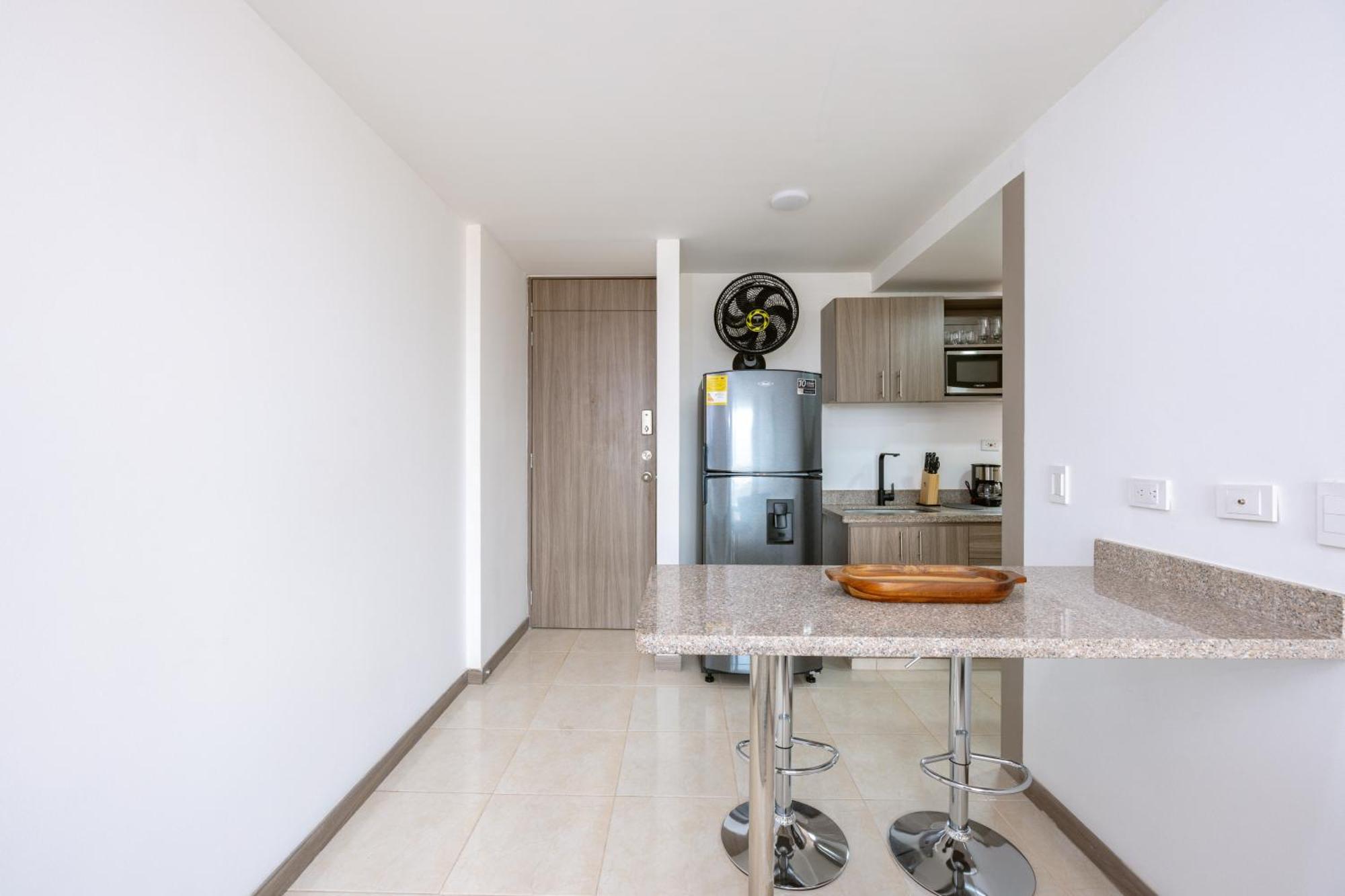 Apartamento Comodos De 1 Con Vista En Laureles *