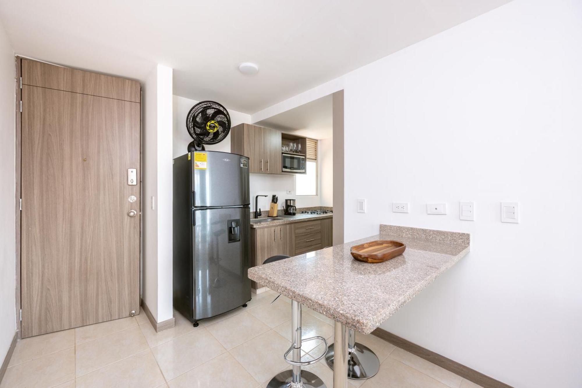 Comodos De 1 Con Vista En Laureles Apartamento