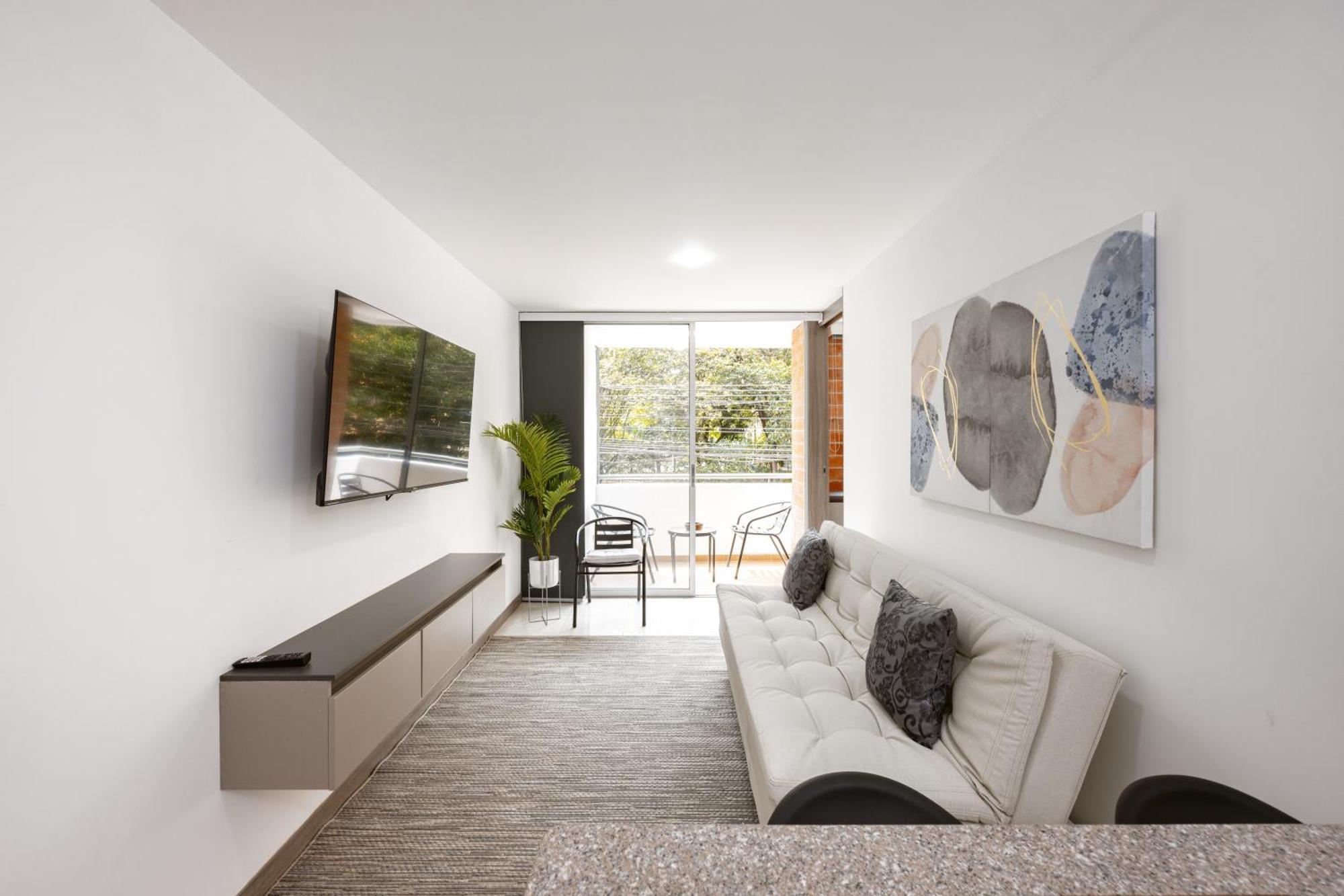 Comodos De 1 Con Vista En Laureles Medellín